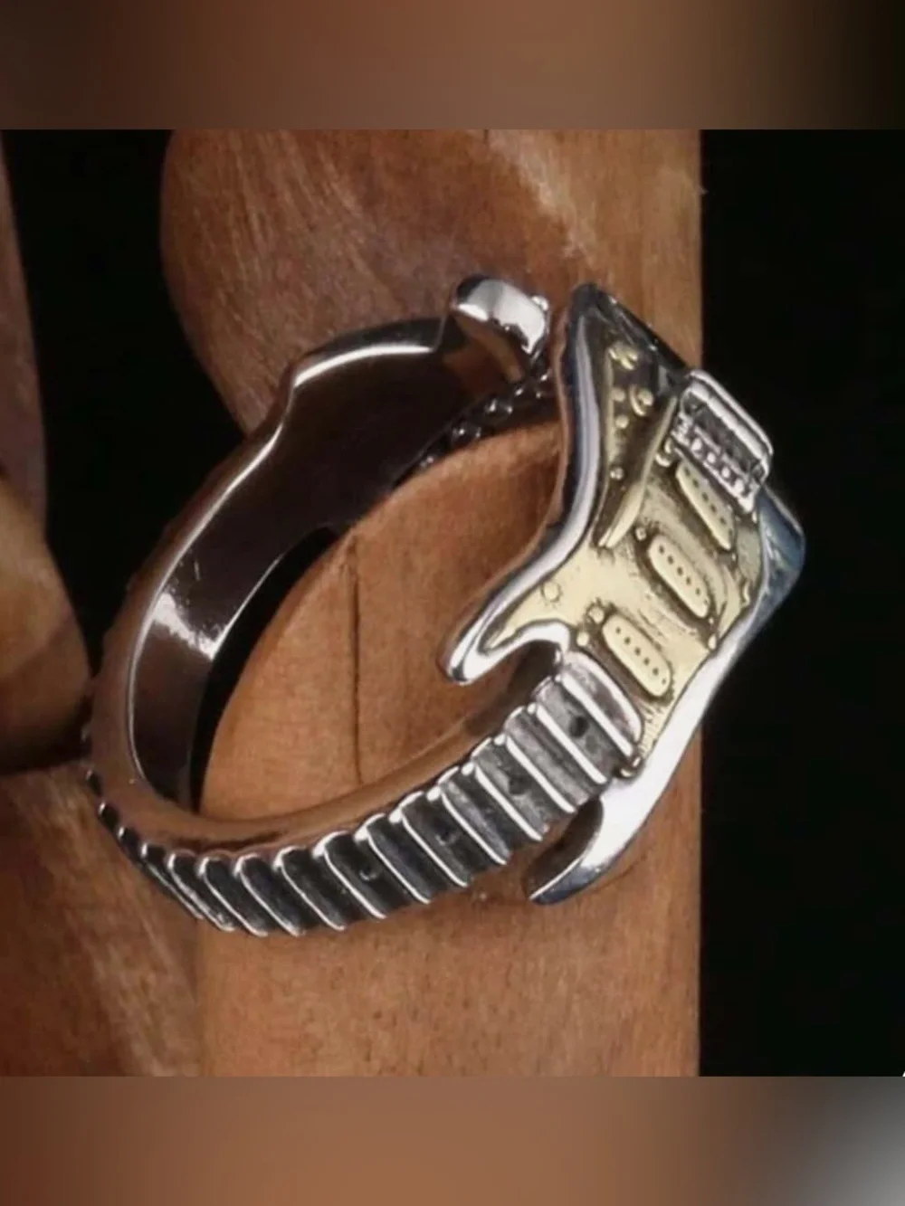 Guitar-Shaped Two-Tone Metal Ring Music Jewelry